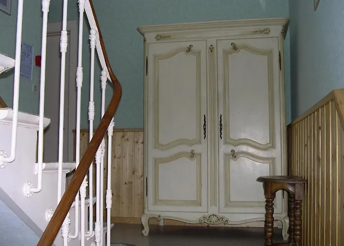 Restaurant De La Poste A Hotel 2*